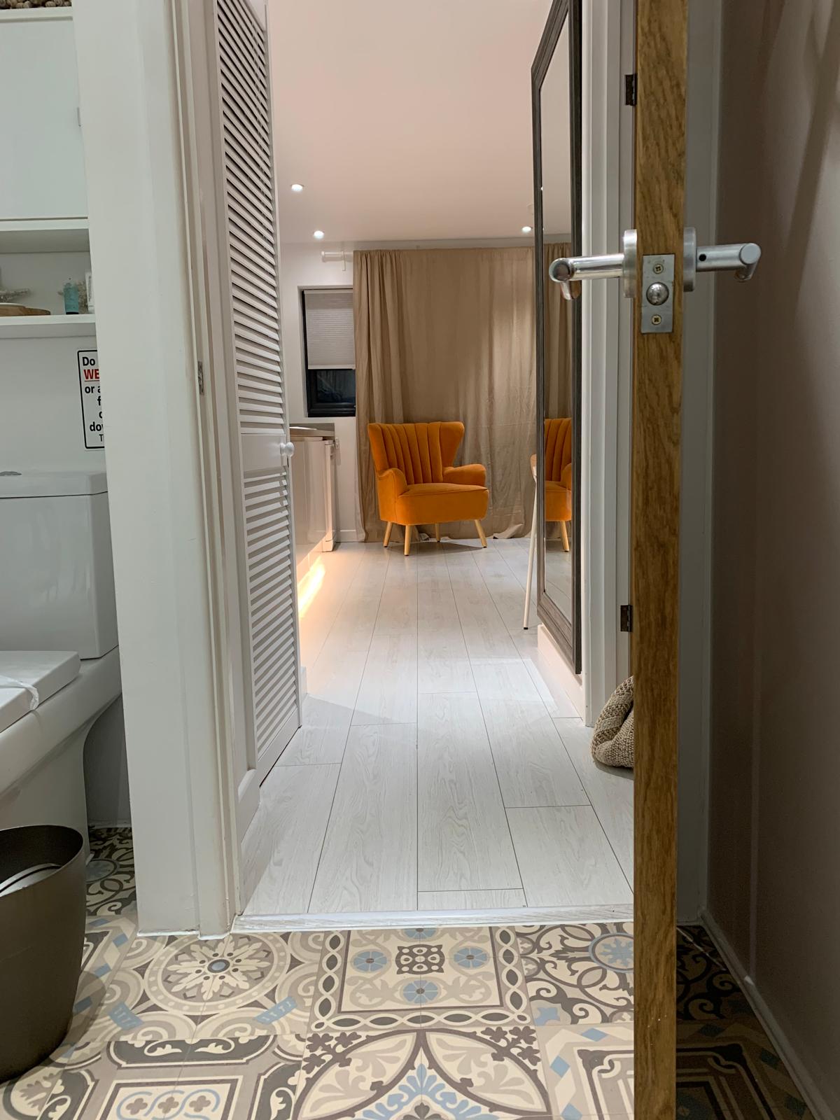 ocean Drive Apartments - Deluxe 5