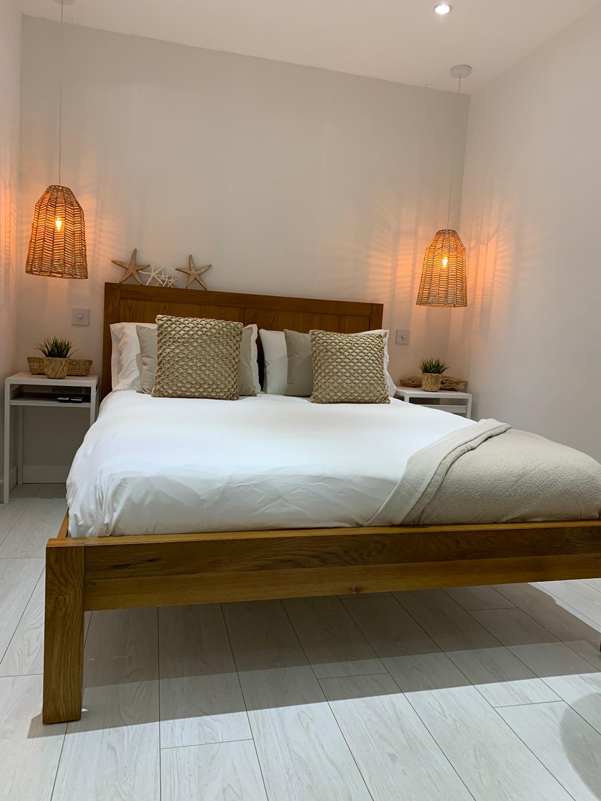 ocean Drive Apartments - Deluxe 2