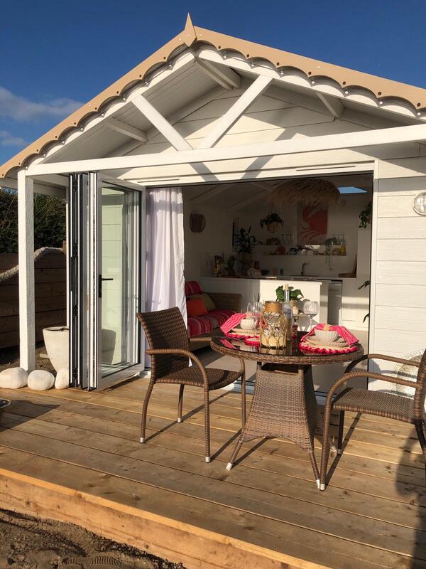 ocean Drive Apartments - Deluxe 1